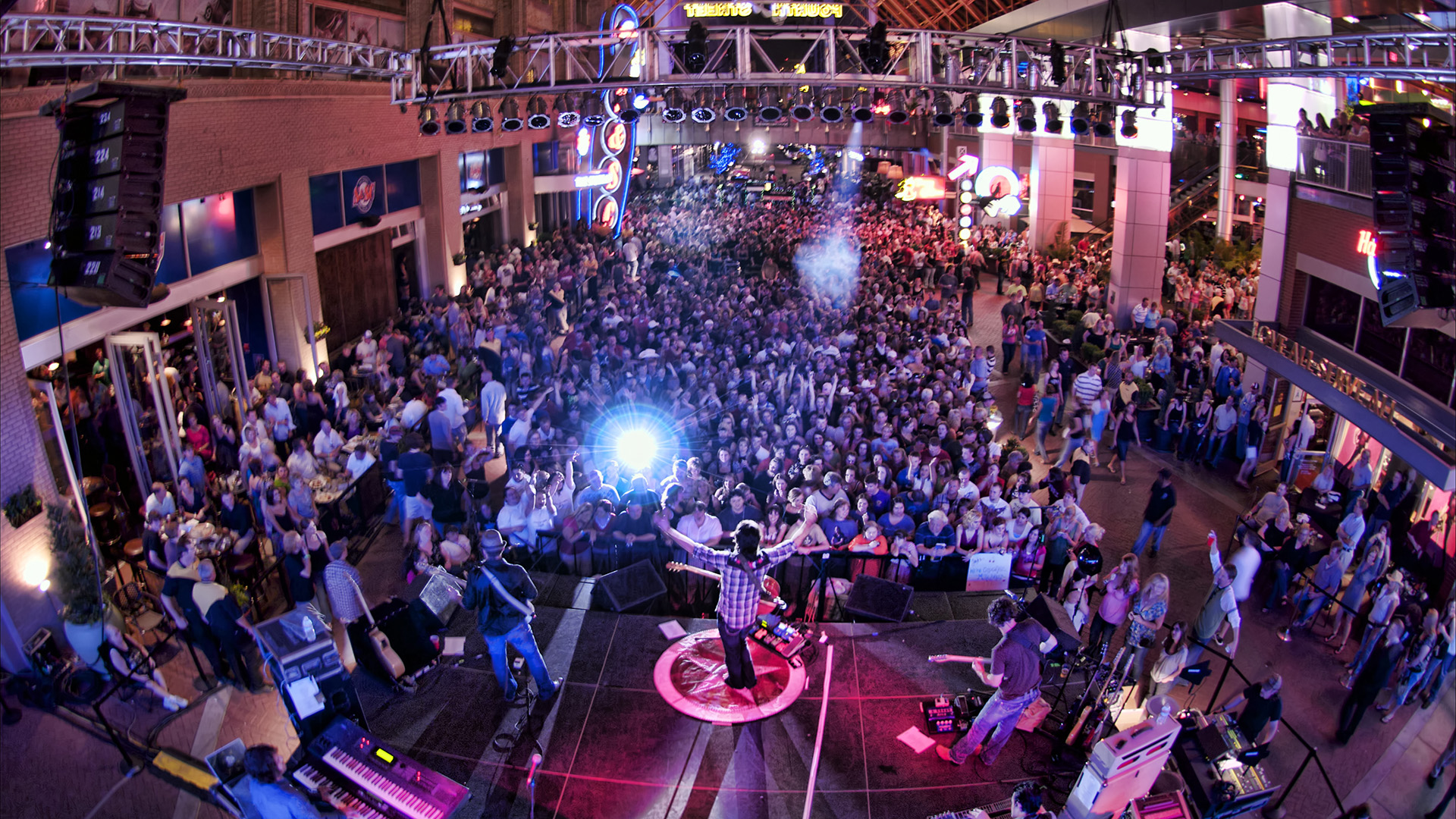 A party at Fourth Street Live